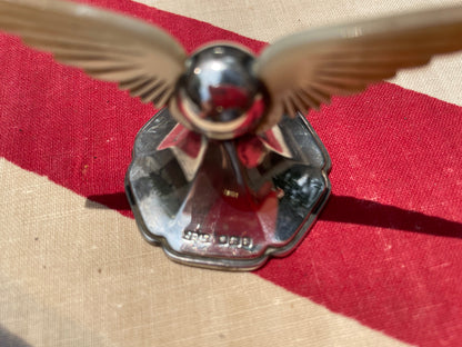 A Very Uncommon Hallmarked Solid Silver and Mother of Pearl Master Knife Rest by James Dixon and Sons Sheffield 1905 - 8cm Across