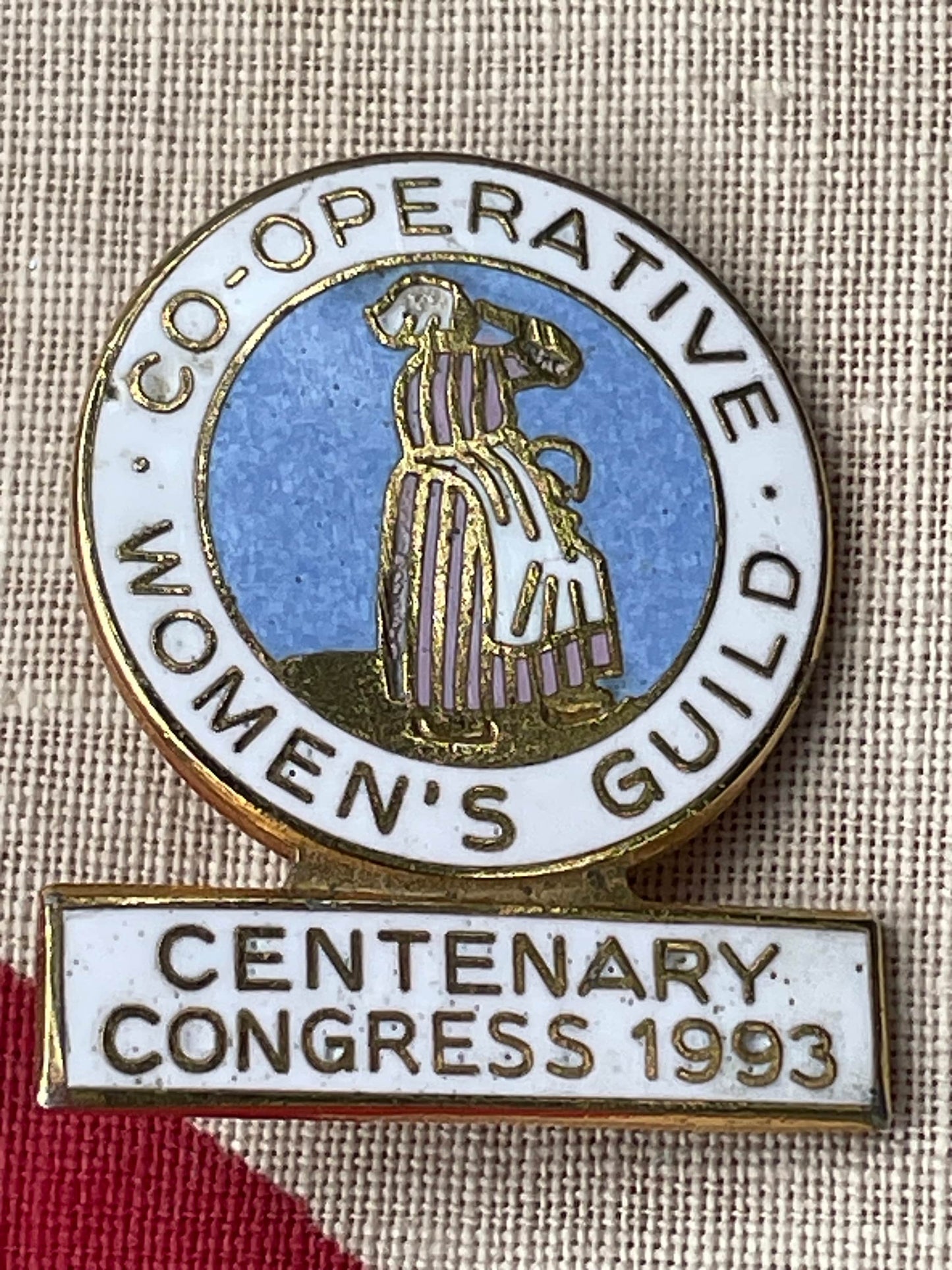 A Co-Operative Women's Guild Centenary Congress 1993 Enamel Badge 3cm Tall