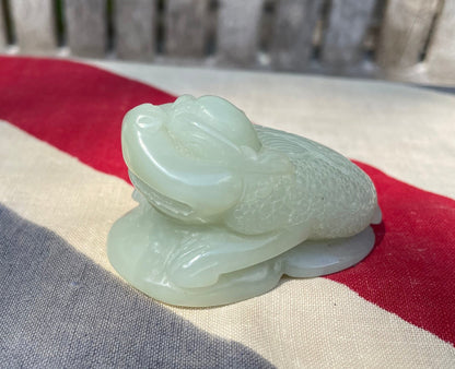 A  Chinese  Feng Shui  Green Jade Money Figure of a Three Legged Toad  6.5cm Long