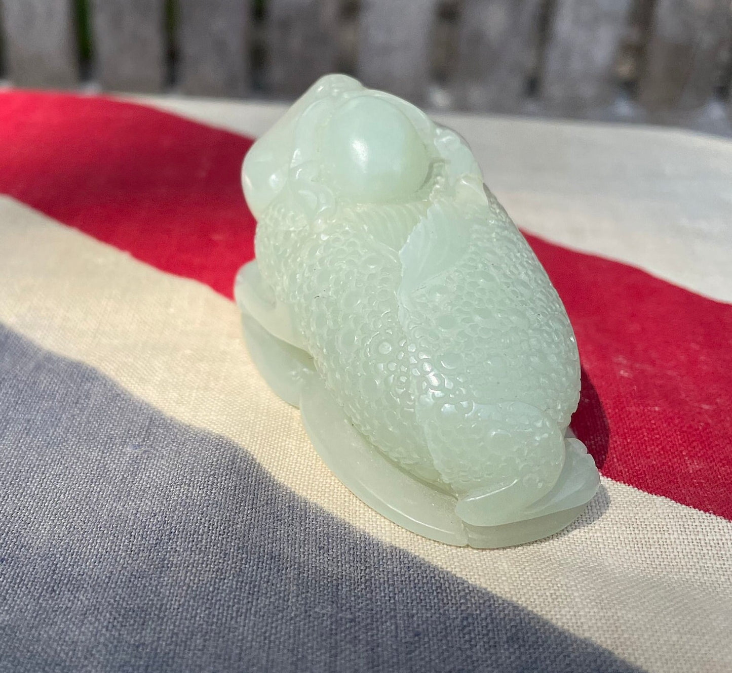 A  Chinese  Feng Shui  Green Jade Money Figure of a Three Legged Toad  6.5cm Long