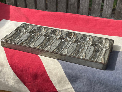 A  Rare Vintage Chocolate Mould With 6 Soldiers Marked Birmingham 20cm Long