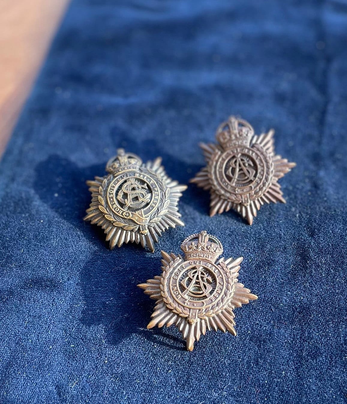 Three Army Service Corps WW1 Army ASC Officers Bronze Cap Badges 43mm Tall