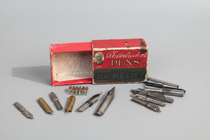 A Vintage R Esterbrook Pen Nib Box With Various Nibs - Such as Mitchell's script pen size 2 1/2 and 4