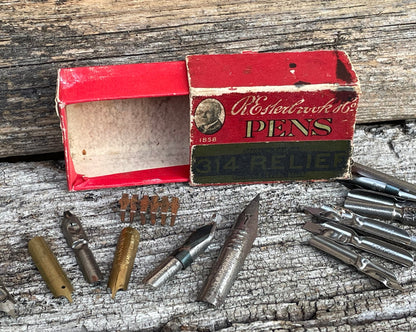 A Vintage R Esterbrook Pen Nib Box With Various Nibs - Such as Mitchell's script pen size 2 1/2 and 4