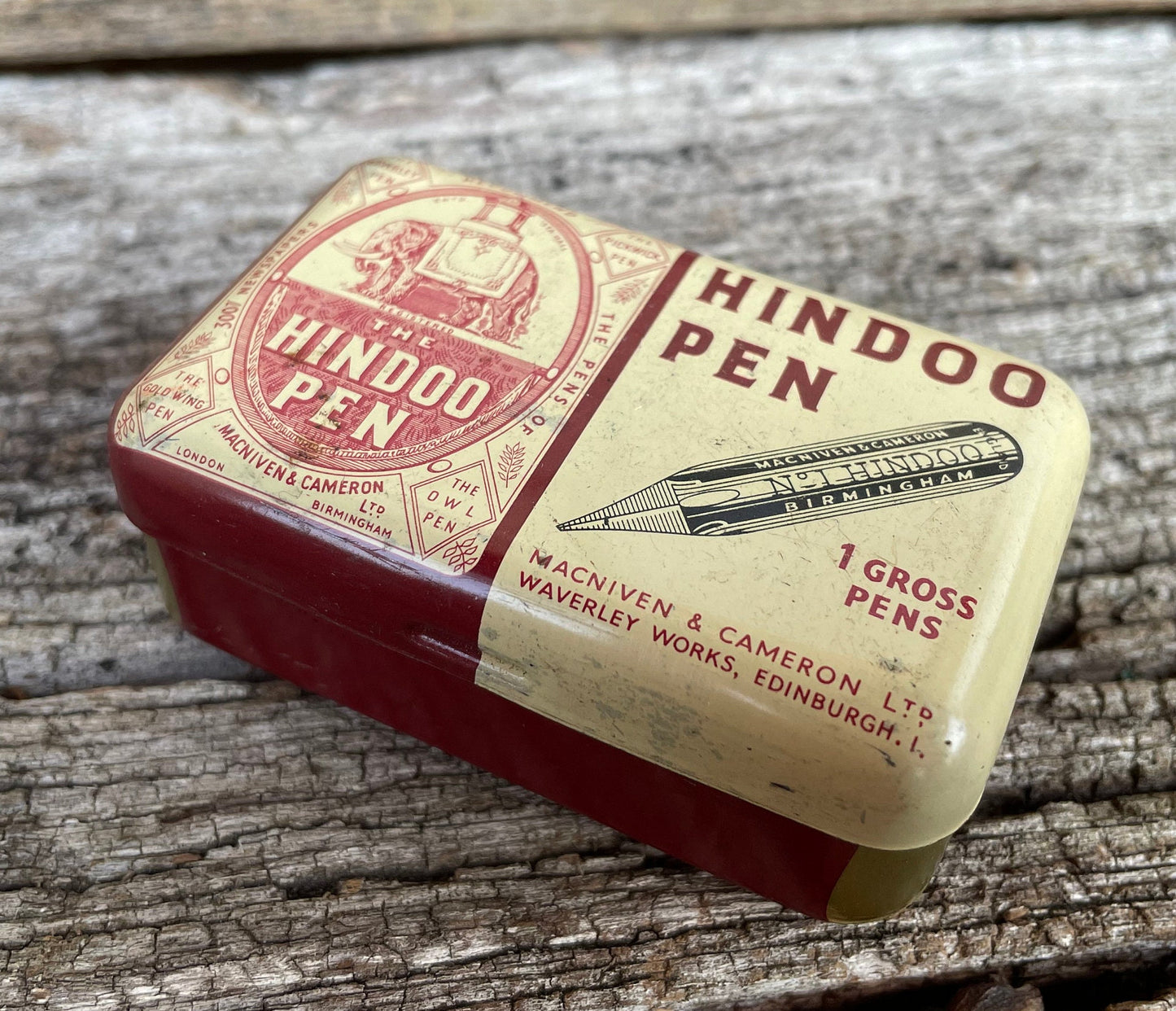 A Vintage Hindoo Pen Nibs Tin Box by Macniven and Cameron Ltd With Walmar and Mitchells LH Italic Nibs