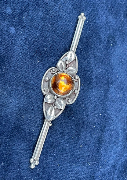 A Very Stylish Vintage Amber and Silver Brooch That Measures 8cm Long c1950's