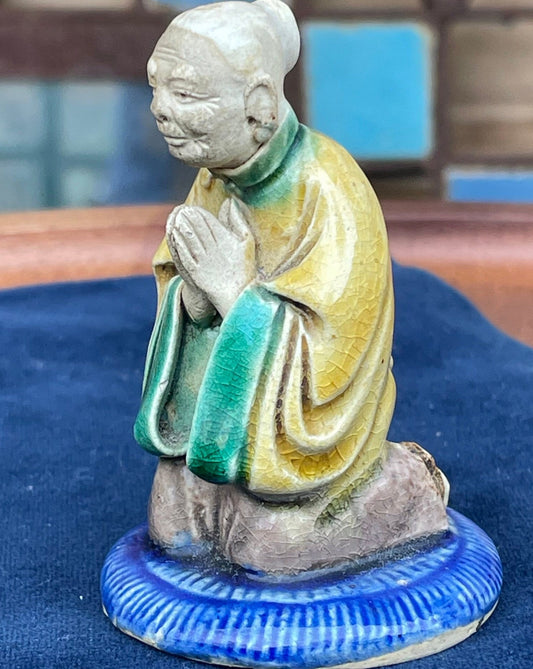 A Small Antique Chinese Very Finely Detailed Ceramic Shiwan Praying Figure 7cm Tall