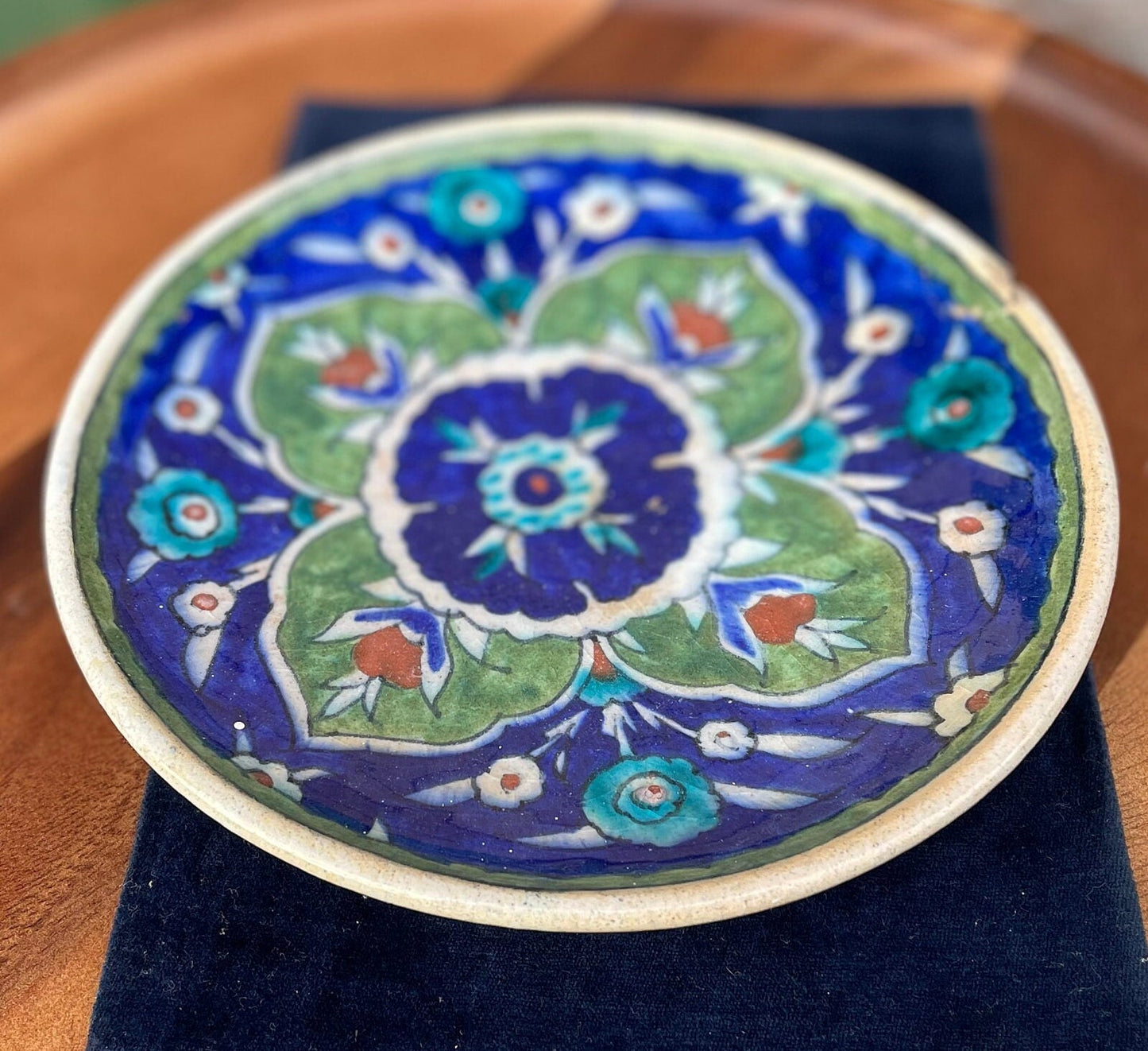 A Palestine Stamped Iznik Style Pottery Floral Dish With Unglazed Foot - c1920's 18.5cm Diameter