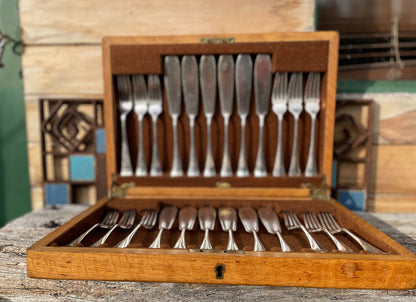 A Boxed Silver Plate Fish Knife Cutlery Set by Martin Hall and Co- Birmingham - c1910 - 2.5kg