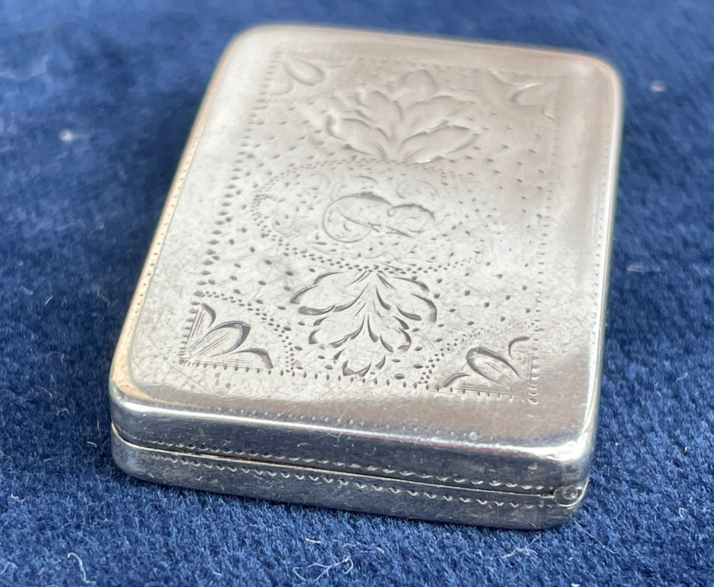 A Georgian Solid Silver Vinaigrette By Joseph Willmore Birmingham 1807 - 3.4cm Wide