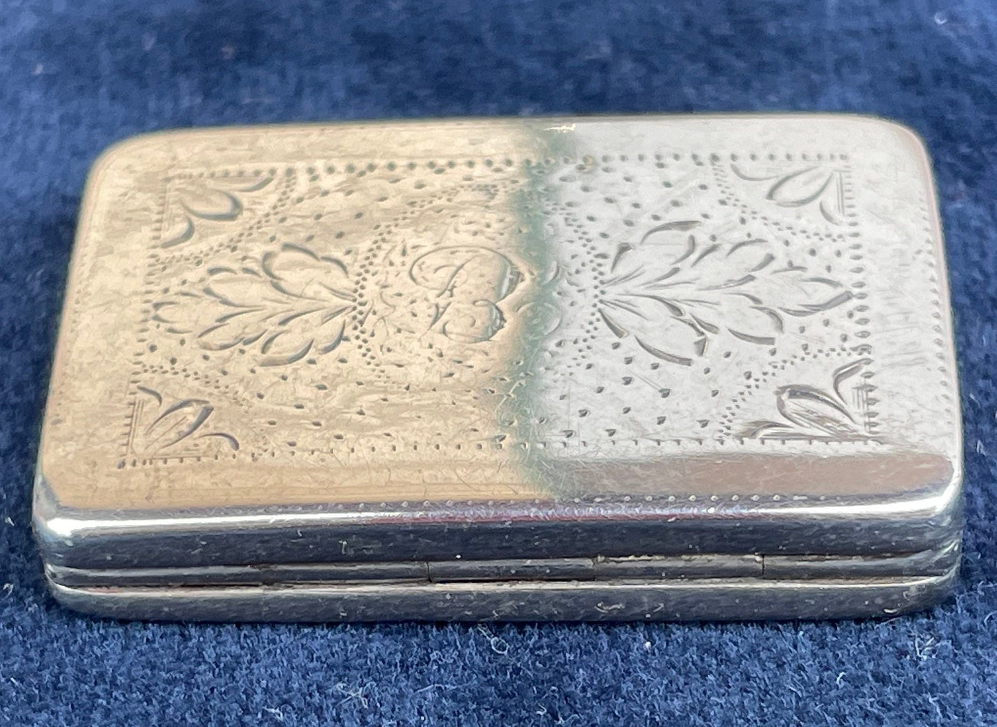 A Georgian Solid Silver Vinaigrette By Joseph Willmore Birmingham 1807 - 3.4cm Wide