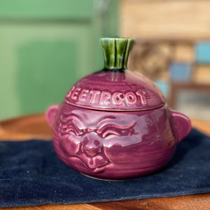 A vintage ceramic beetroot pot 14cm tall c1970's