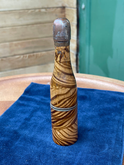 A vintage Wooden Smokers Pipe In the form of a champagne Bottle dated 1911 - 13.5cm tall