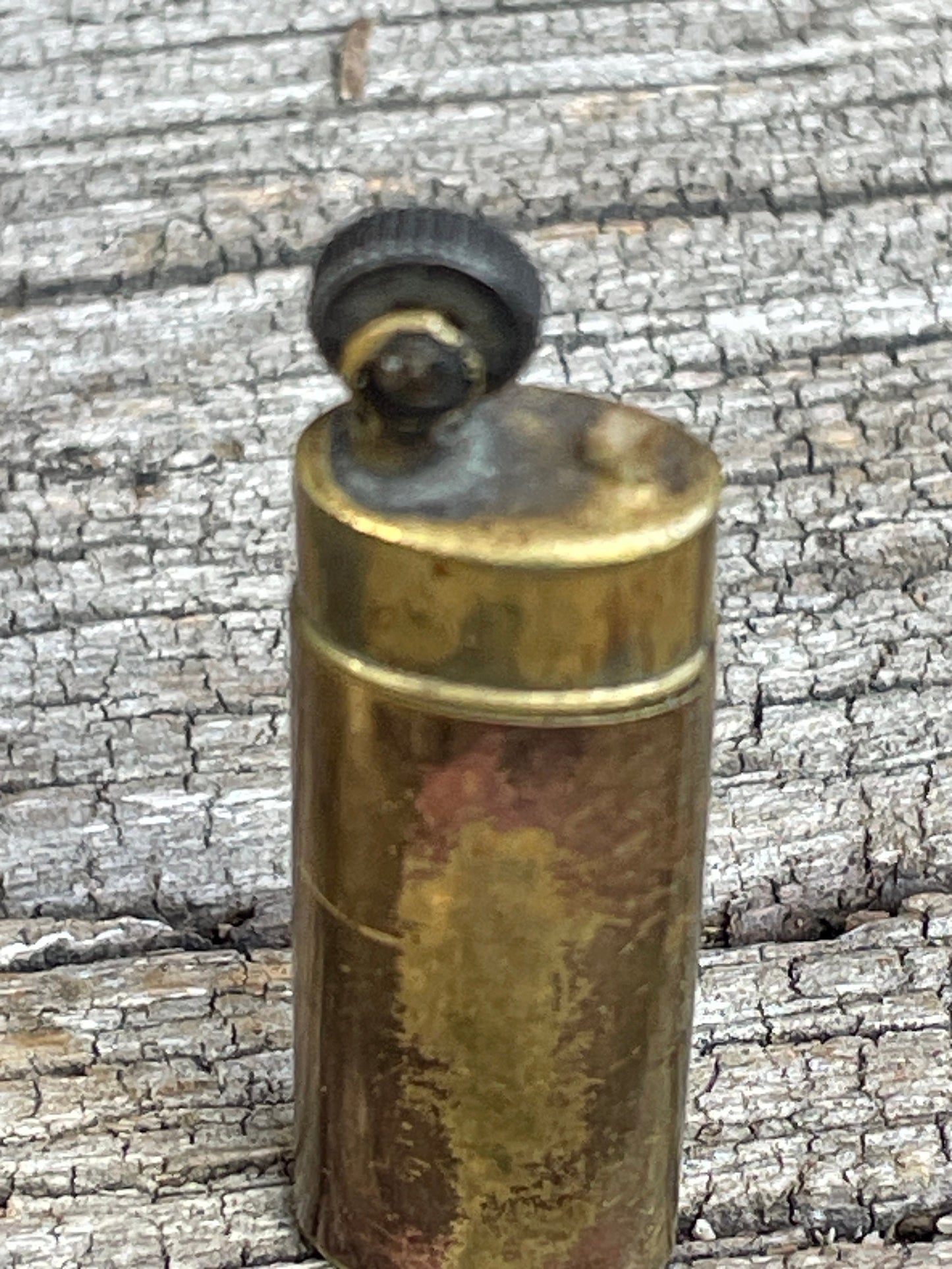 Cylindrical WW2 brass fuel lighter 5.5cm long