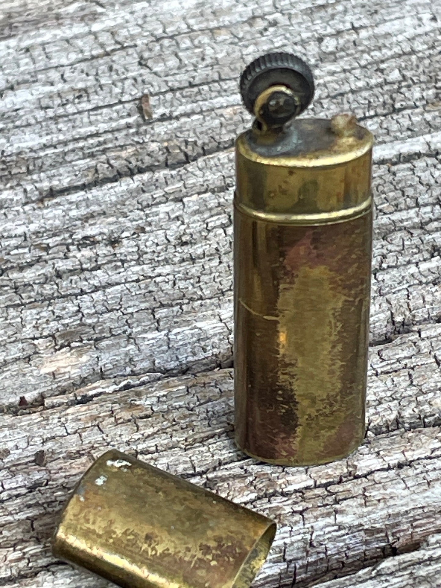 Cylindrical WW2 brass fuel lighter 5.5cm long