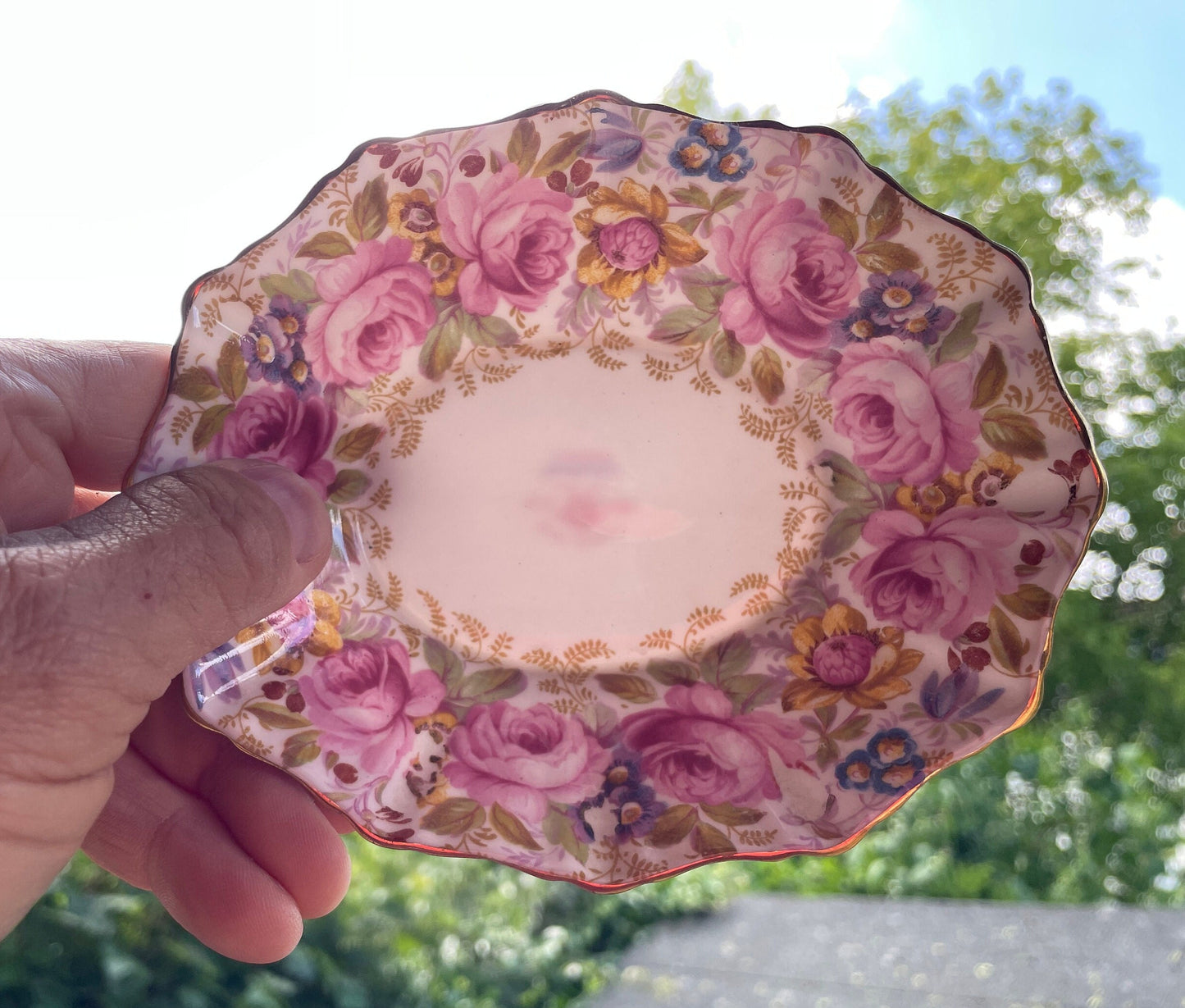 Vintage Royal Albert Serena Reg No 839329 Oval Dish  Bone China, Made in England 15cm across