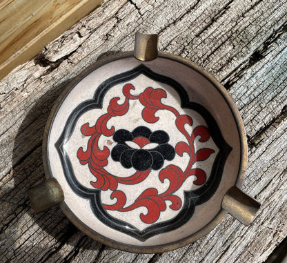 Japanese Cloisonne ashtray 12cm across