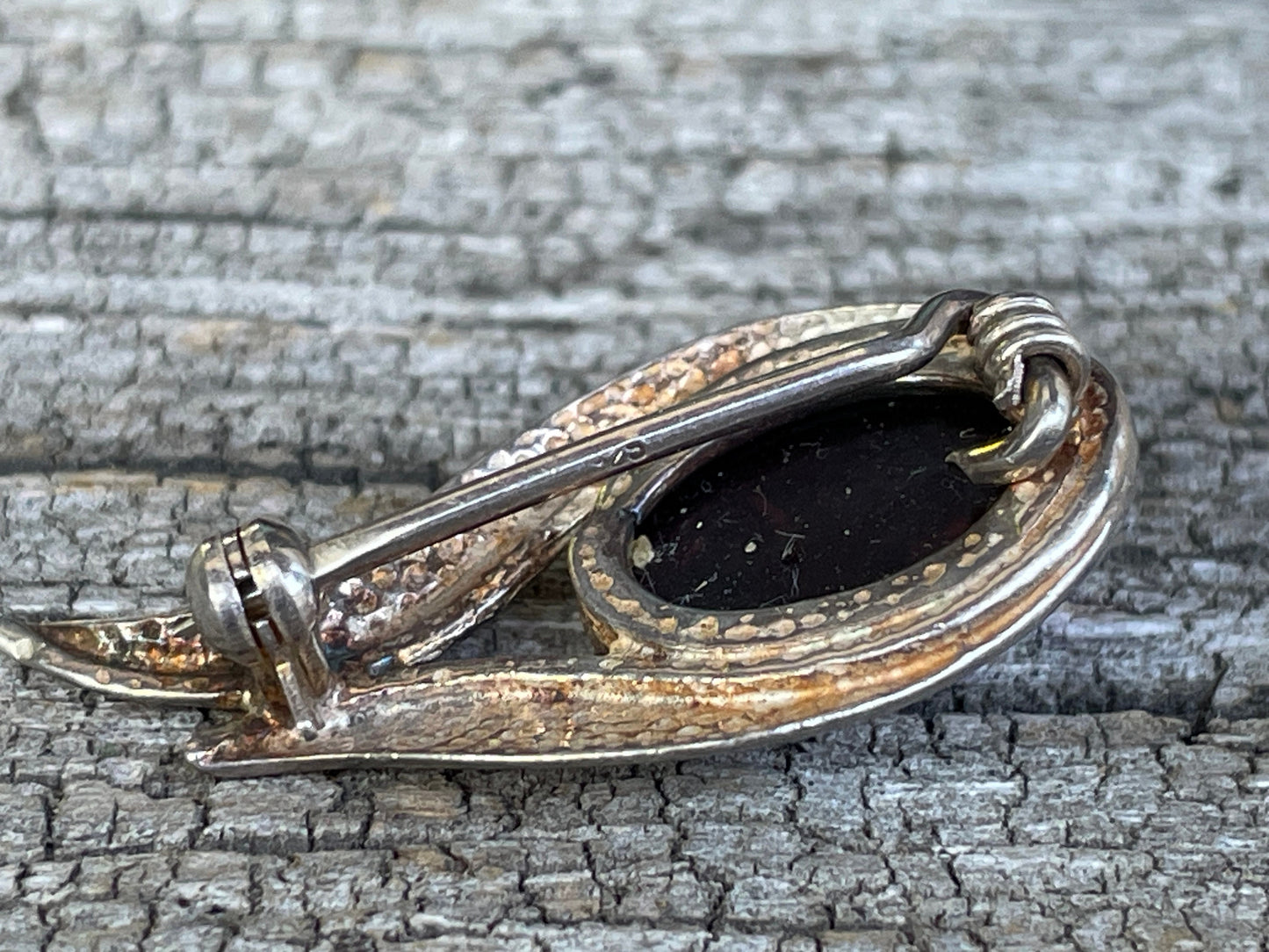 Vintage .925 Sterling silver and amber 33mm long brooch