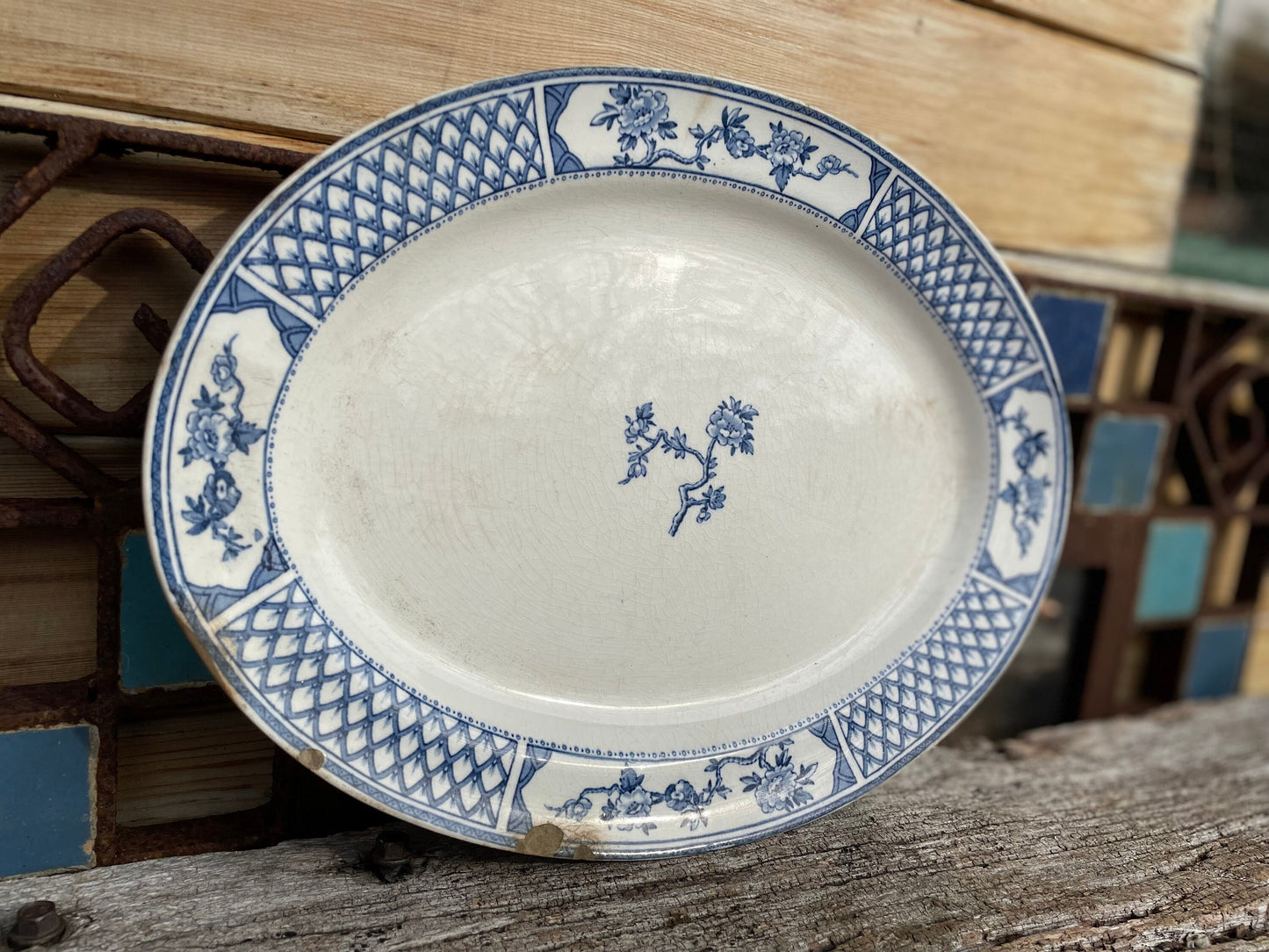 Antique dinner plate in Exeter pattern, created by Johnson Bros. in the 1910's.