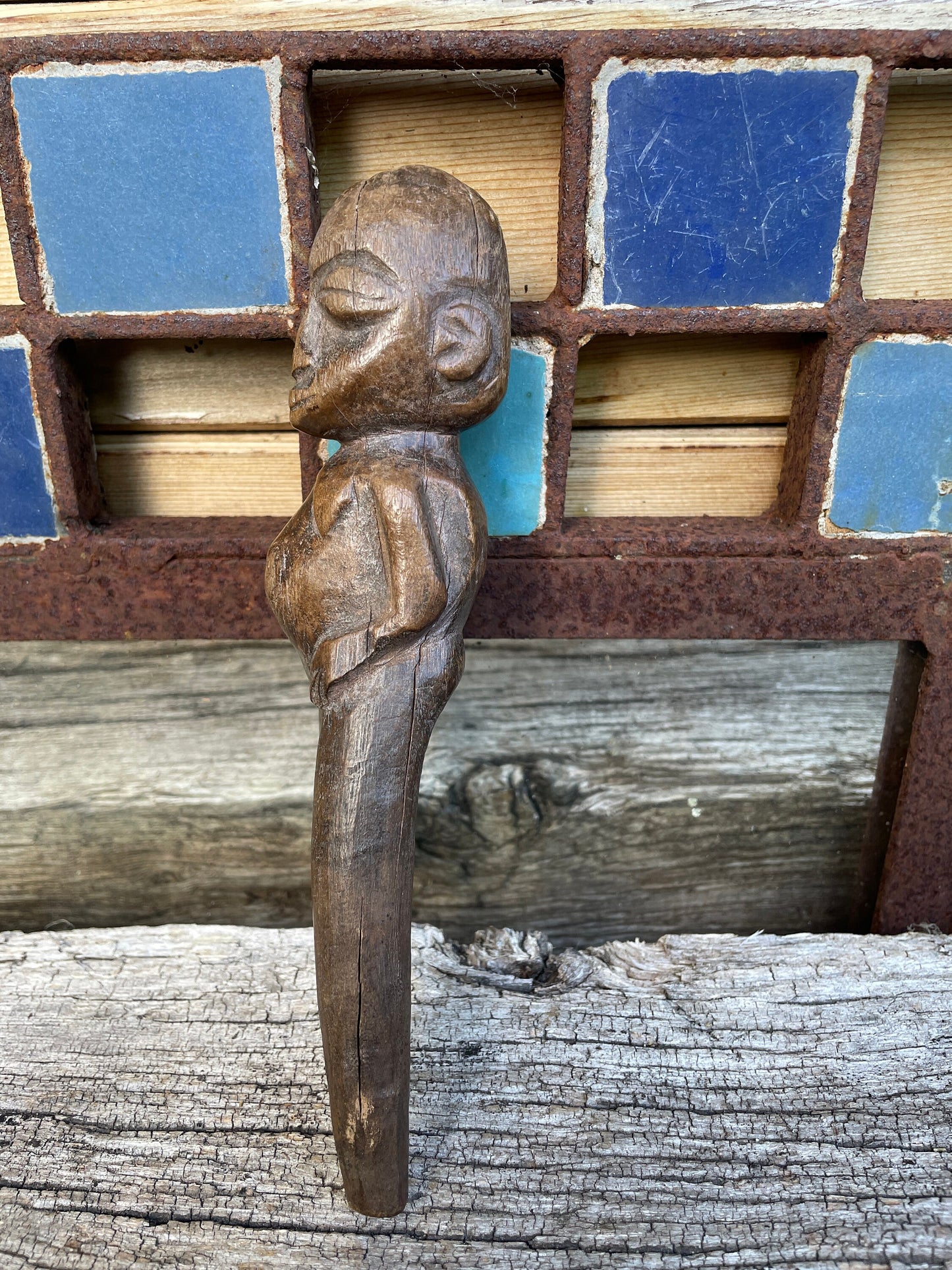 Senufo carved wooden Ancient Mother figure, height 17cm