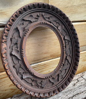 Hand carved wooden Victorian picture frame, c1890's - 15cm tall
