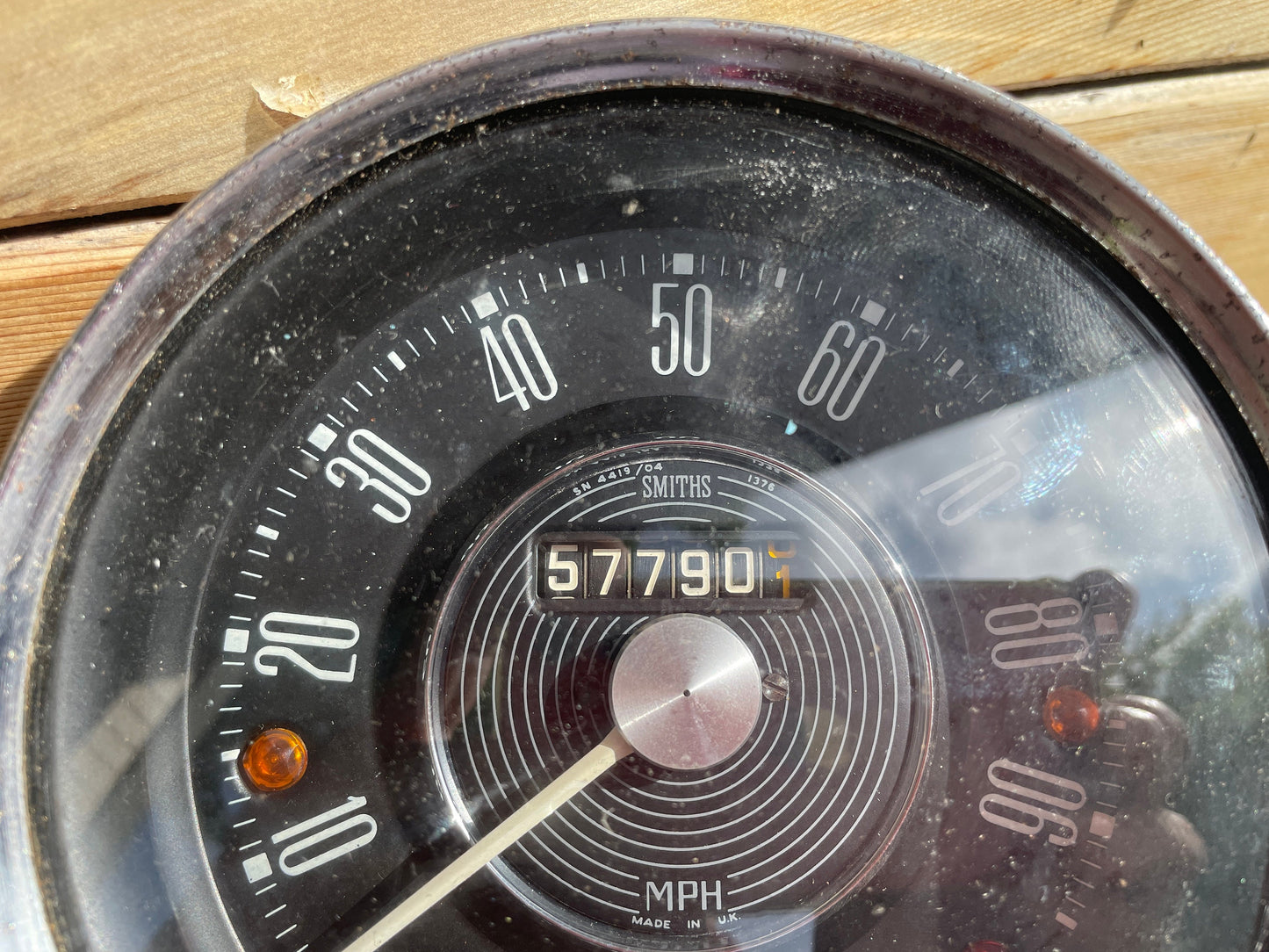 Vintage Morris Minor car Smiths Speedometer 90mph