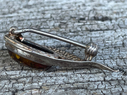 Vintage .925 Sterling silver and amber 33mm long brooch