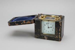 Antique French Carriage clock in original case with key - 1920's - 10cm tall