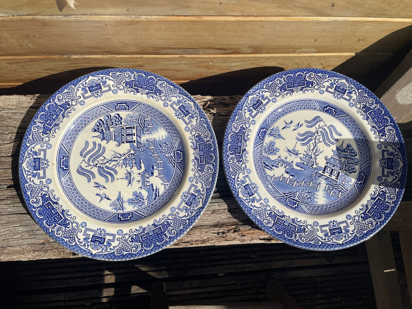 Two Gld Willow Pattern Vintage English Ironstone Pottery Dinner Plates 25cm diameter