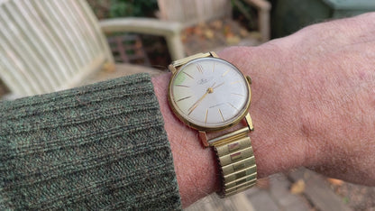 Vintage soviet gold Vympel 23 jewel mens watch