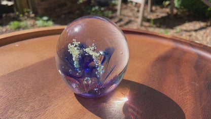 Vintage glass paperweight 7cm diameter