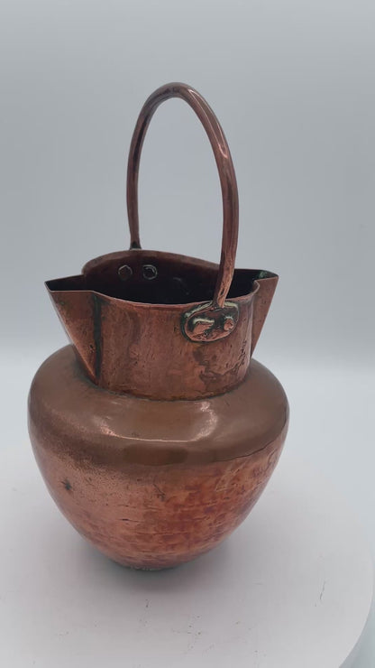 Antique Arts & Crafts Hand-Hammered Copper Double-Spouted Ewer / Jug – 21cm Planished Water Vessel