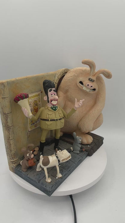 Wallace & Gromit The Curse of the Were-Rabbit Statue 3 | Victor Quartermaine, Philip & The Were-Rabbit Boxed Figure